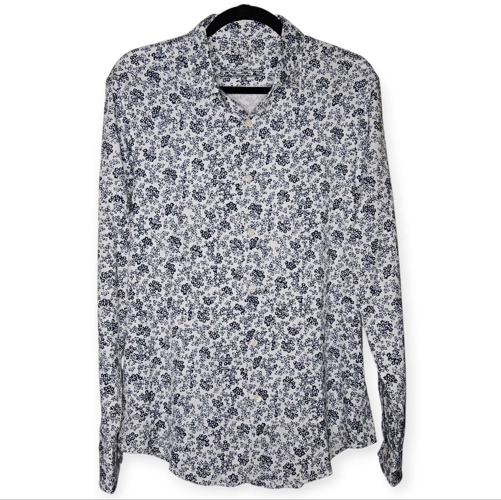 Perry Ellis Motion Slim Fit Men’s Floral Button-Down Shirt, Size Medium, NWOT